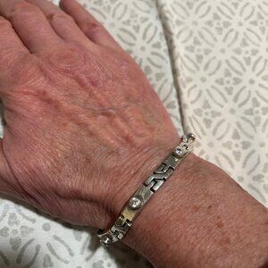 Vintage Women's Sterling Silver 925 Bracelet With Cubic Zirconia Stones 7.5"